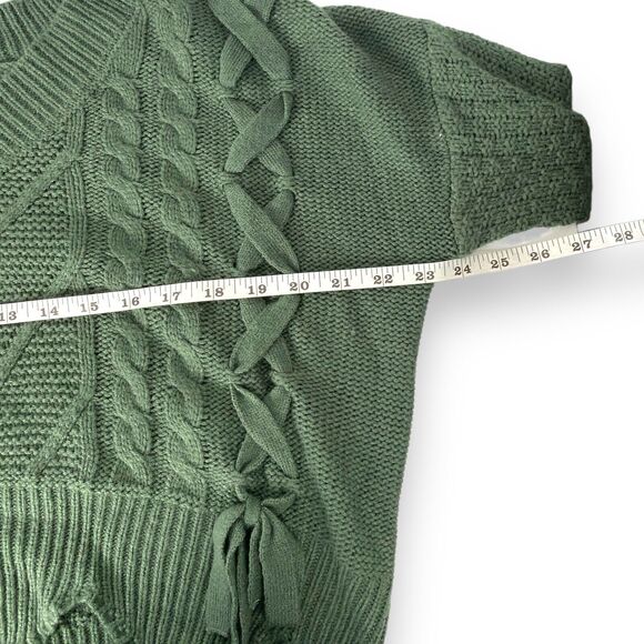 No Comment Women's Green V Neck Long Sleeve Pullover Knit Sweater Cropped M 498 - Picture 6 of 7